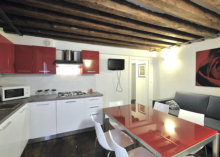 Apartment Red Rose *