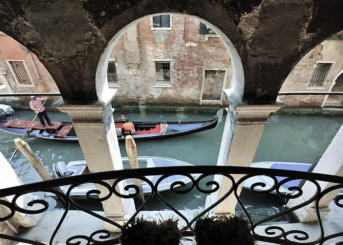 Apartment Red Rose *